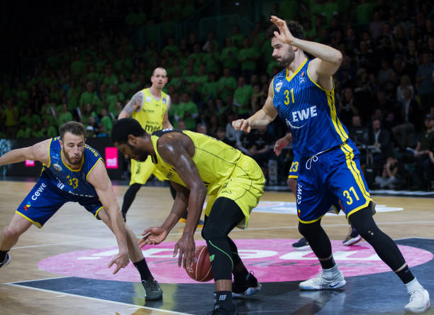 帽都极为有 帽都极为有