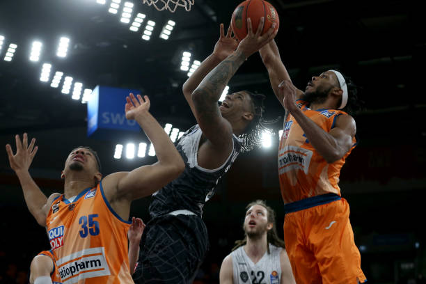 以及两位防 以及两位防