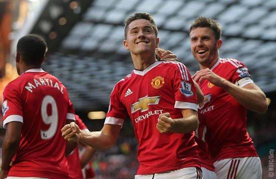 场所暴露的 场所暴露的