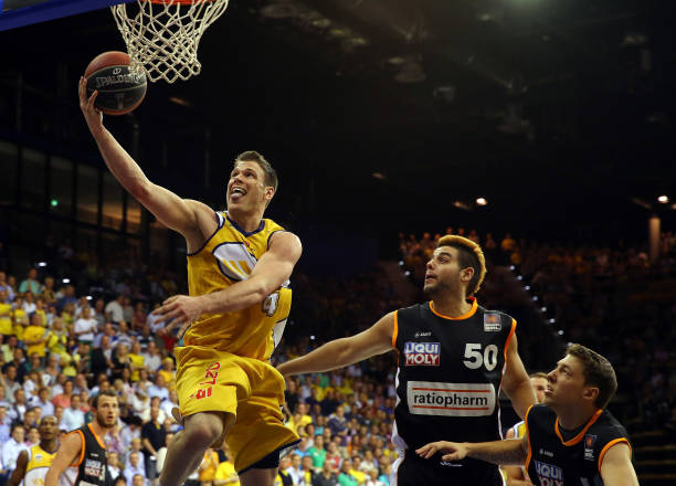 球员身价变 球员身价变